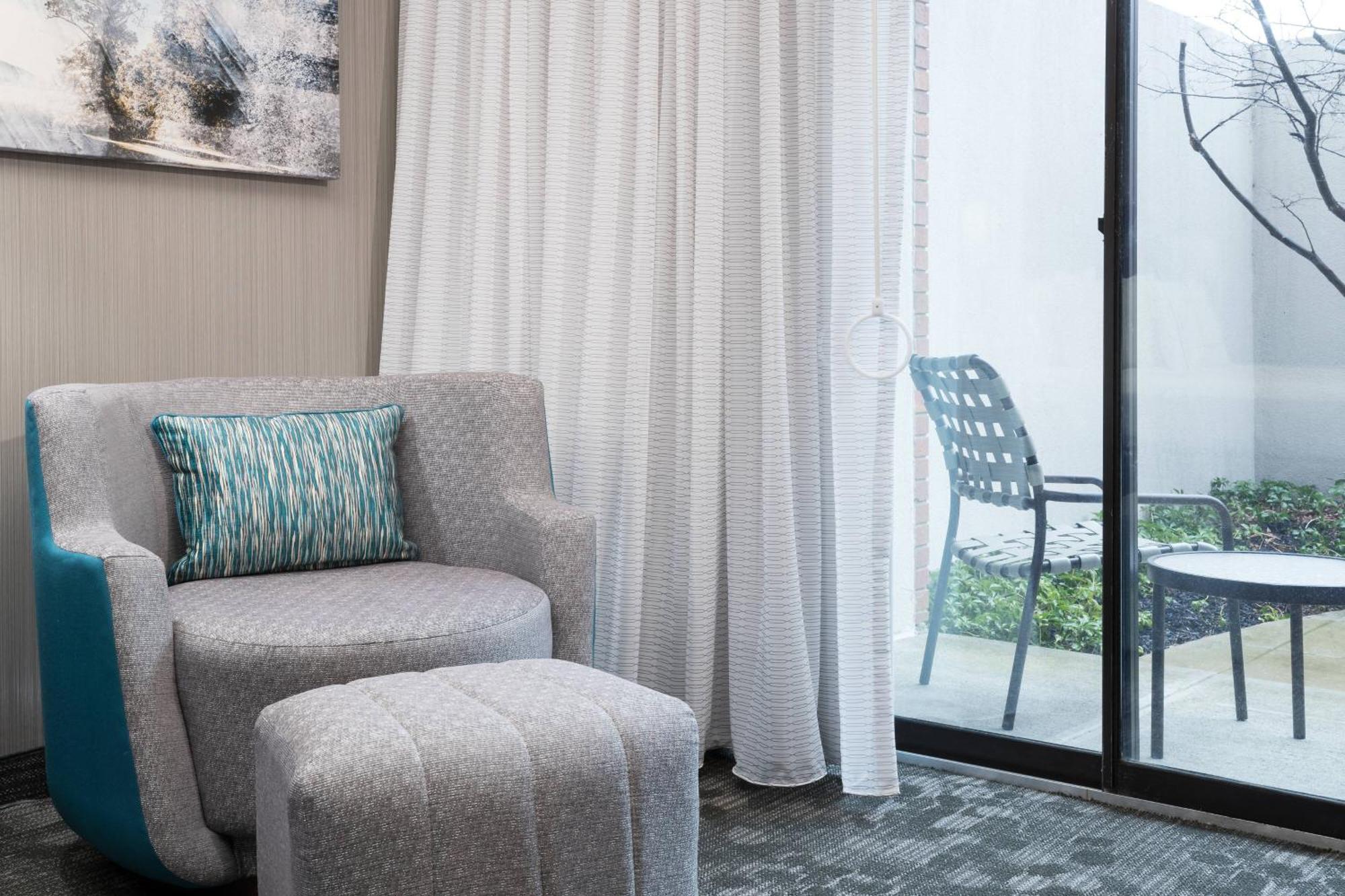 Courtyard By Marriott West Orange Exterior foto